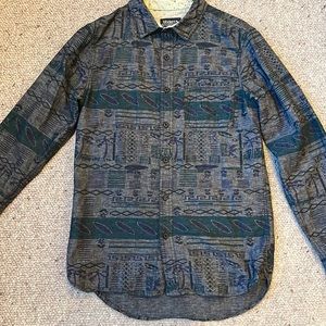 Modern Amusement casual shirt S